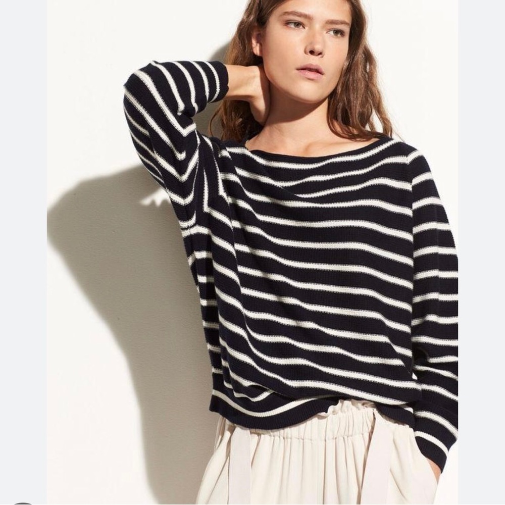 Vince Stripe Waffle Cotton Raglan in Coastal/Optic White